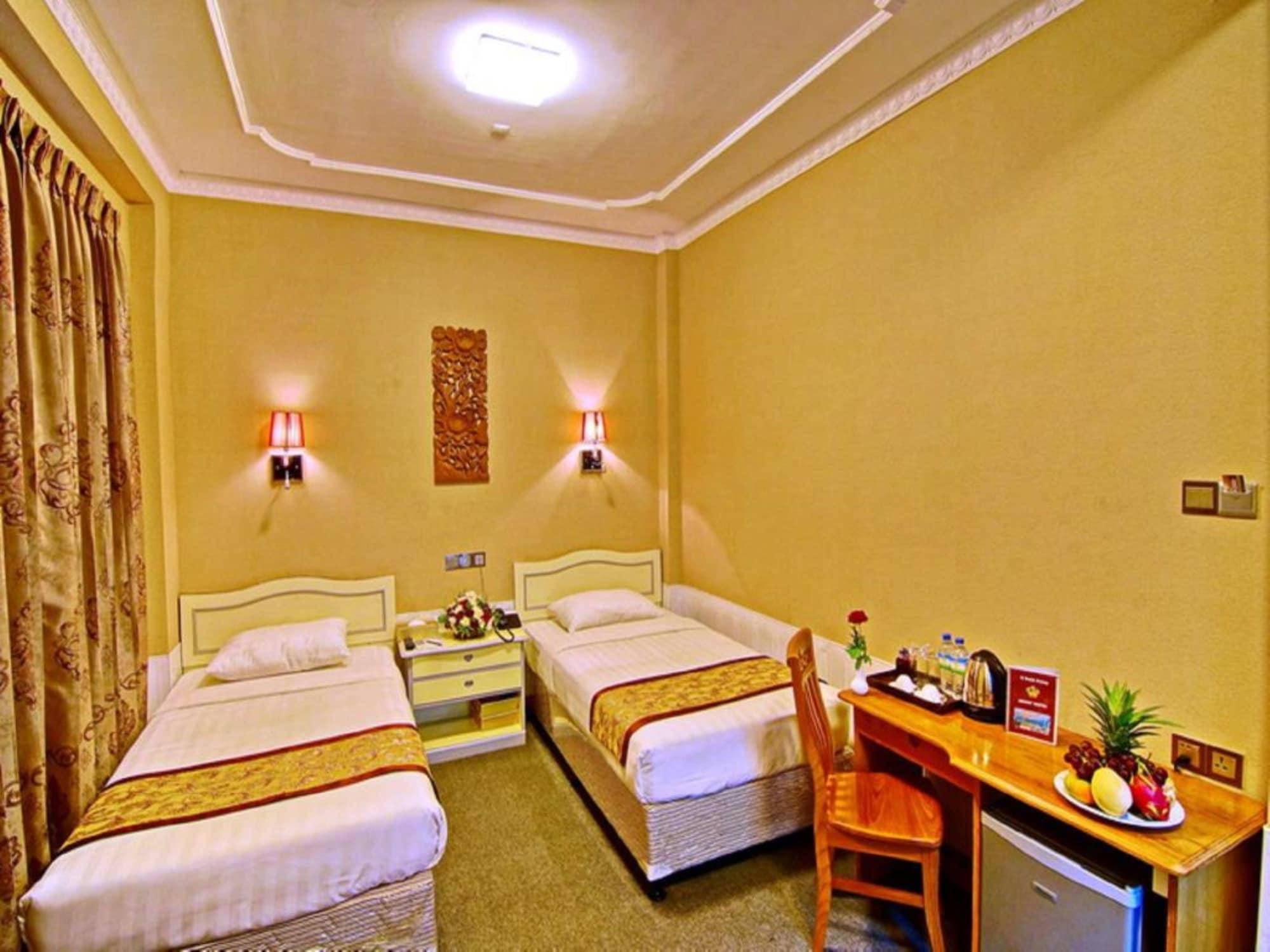 Smart Hotel Mandalay Exterior foto