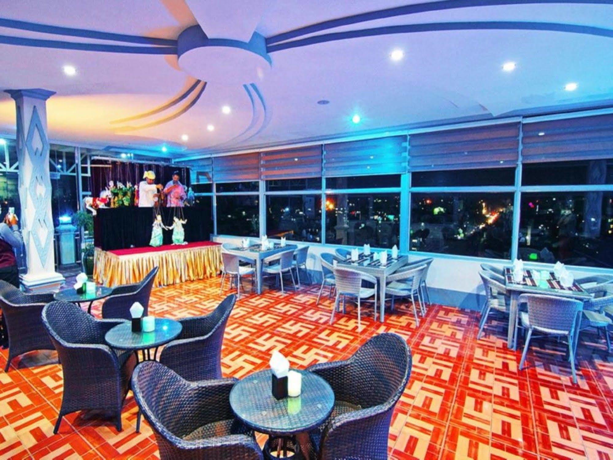 Smart Hotel Mandalay Exterior foto